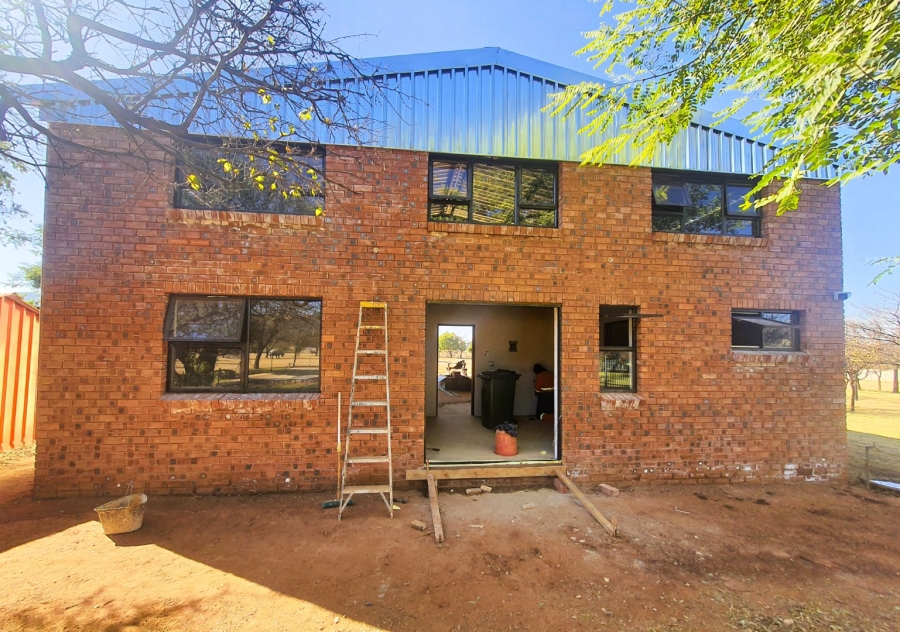 5 Bedroom Property for Sale in Rietfontein A H North West